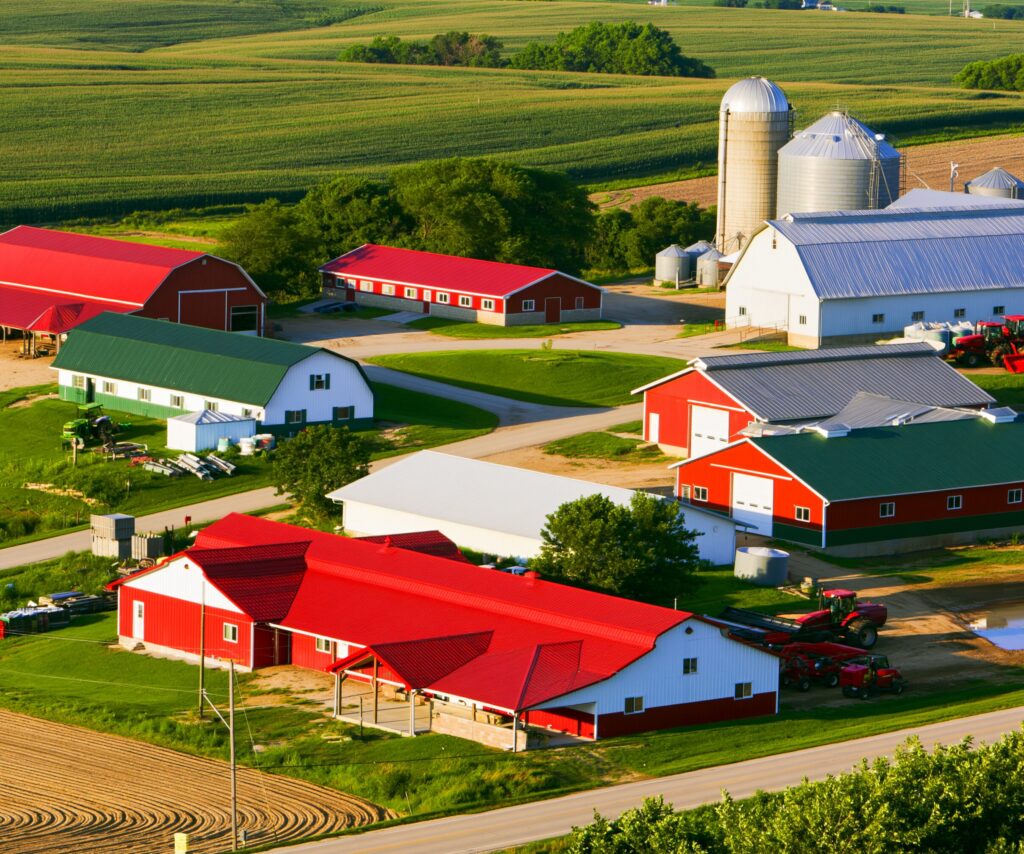 juliabogdan998 a real life high quality image of a large farm 0da941e1 e796 4e27 9114 b7ff9b086ddf 1